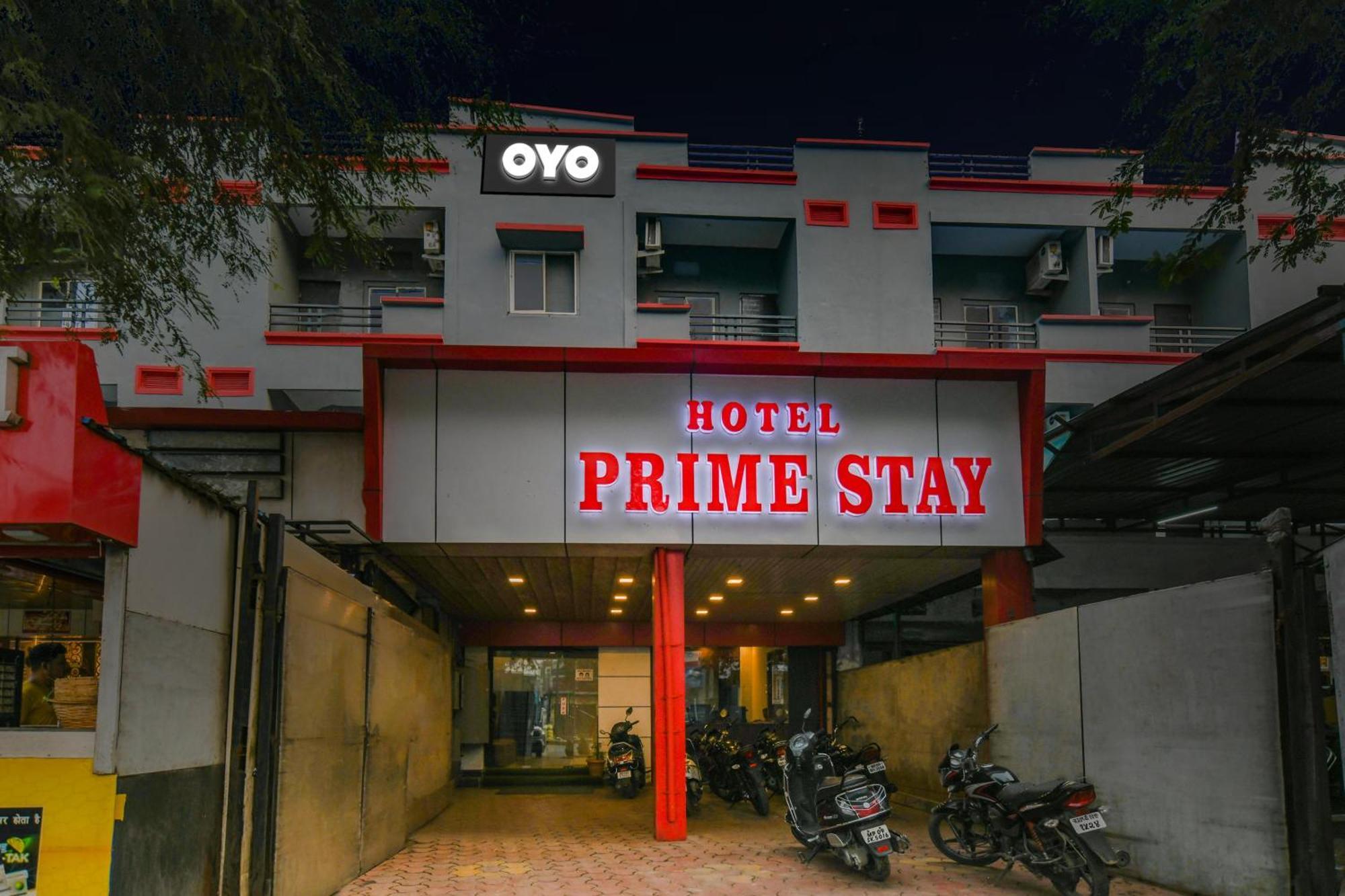 Townhouse Prime Stay Индор Екстериор снимка